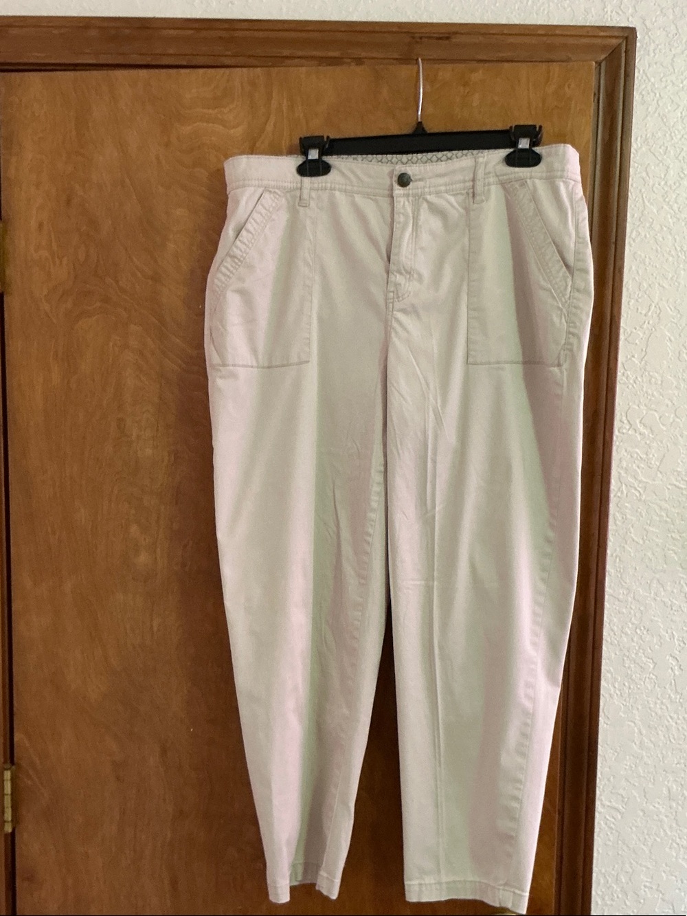 WoMen's Casual Chino Pants in Light Beige - Relaxed Everyday Style